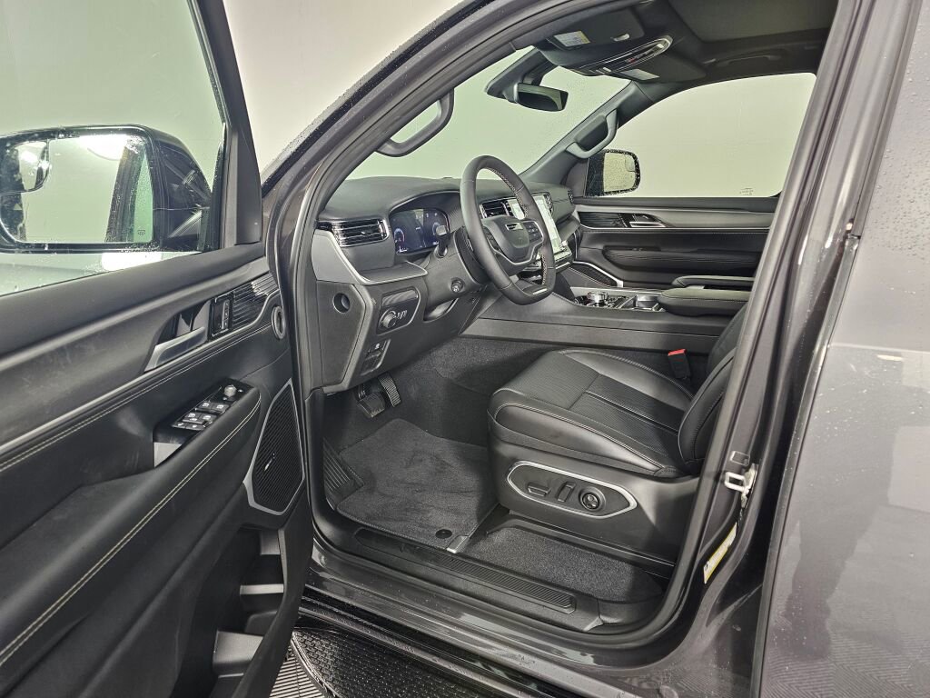 New 2026 Jeep Grand Wagoneer 4WD w/ Quick Order Packge 29V Upland image 21