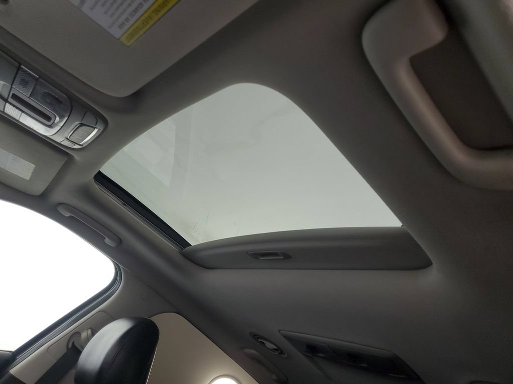 Used 2020 Kia Telluride S FWD image 33