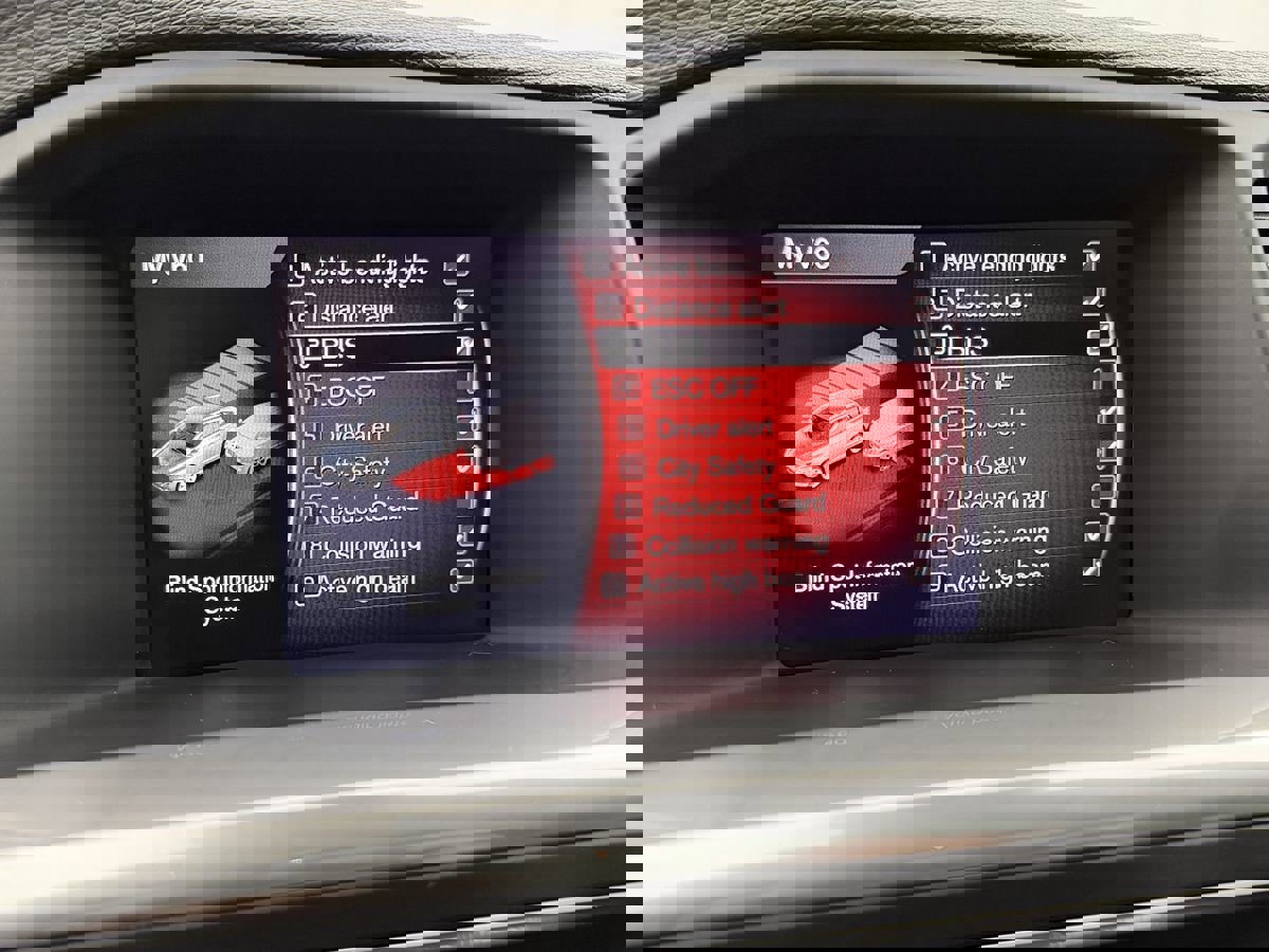 Used 2018 Volvo V60 T6 Polestar image 27