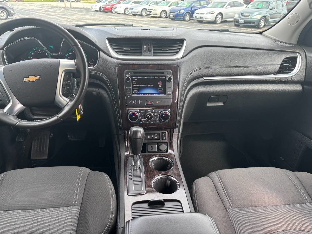 Used 2016 Chevrolet Traverse LT image 20
