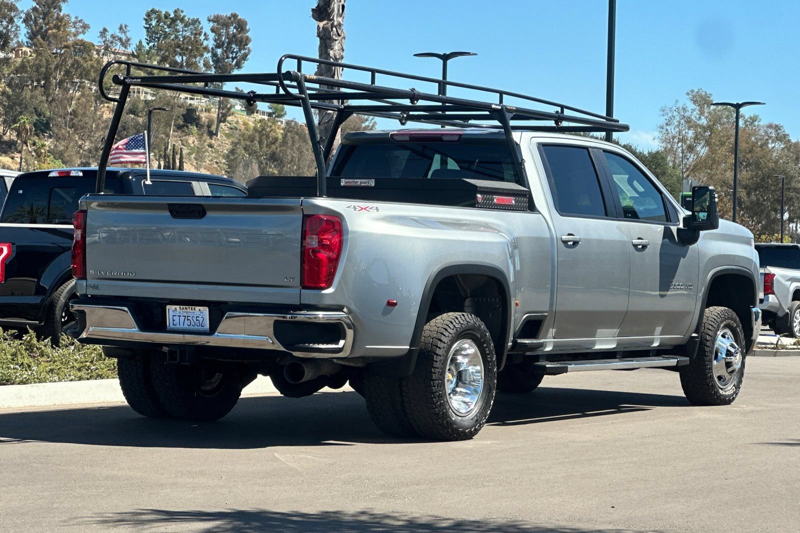Used 2024 Chevrolet Silverado 3500 LT AWD/4WD image 4