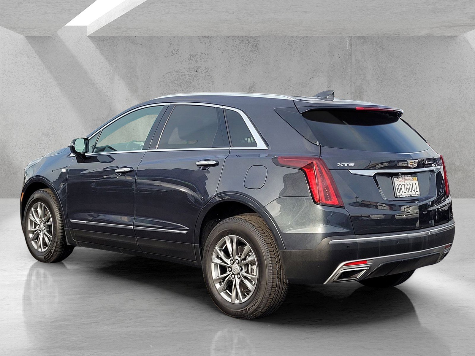 Used 2021 Cadillac XT5 Premium Luxury image 6