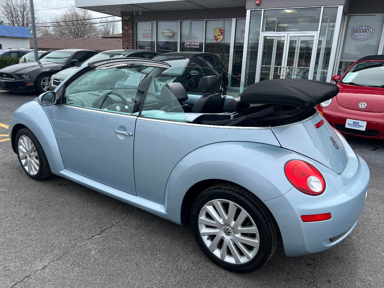 Used 2009 Volkswagen Beetle S image 13