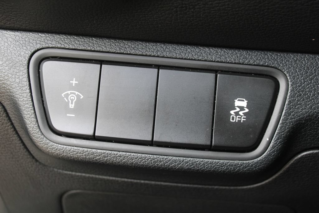 Used 2024 Kia Forte LXS FWD image 23