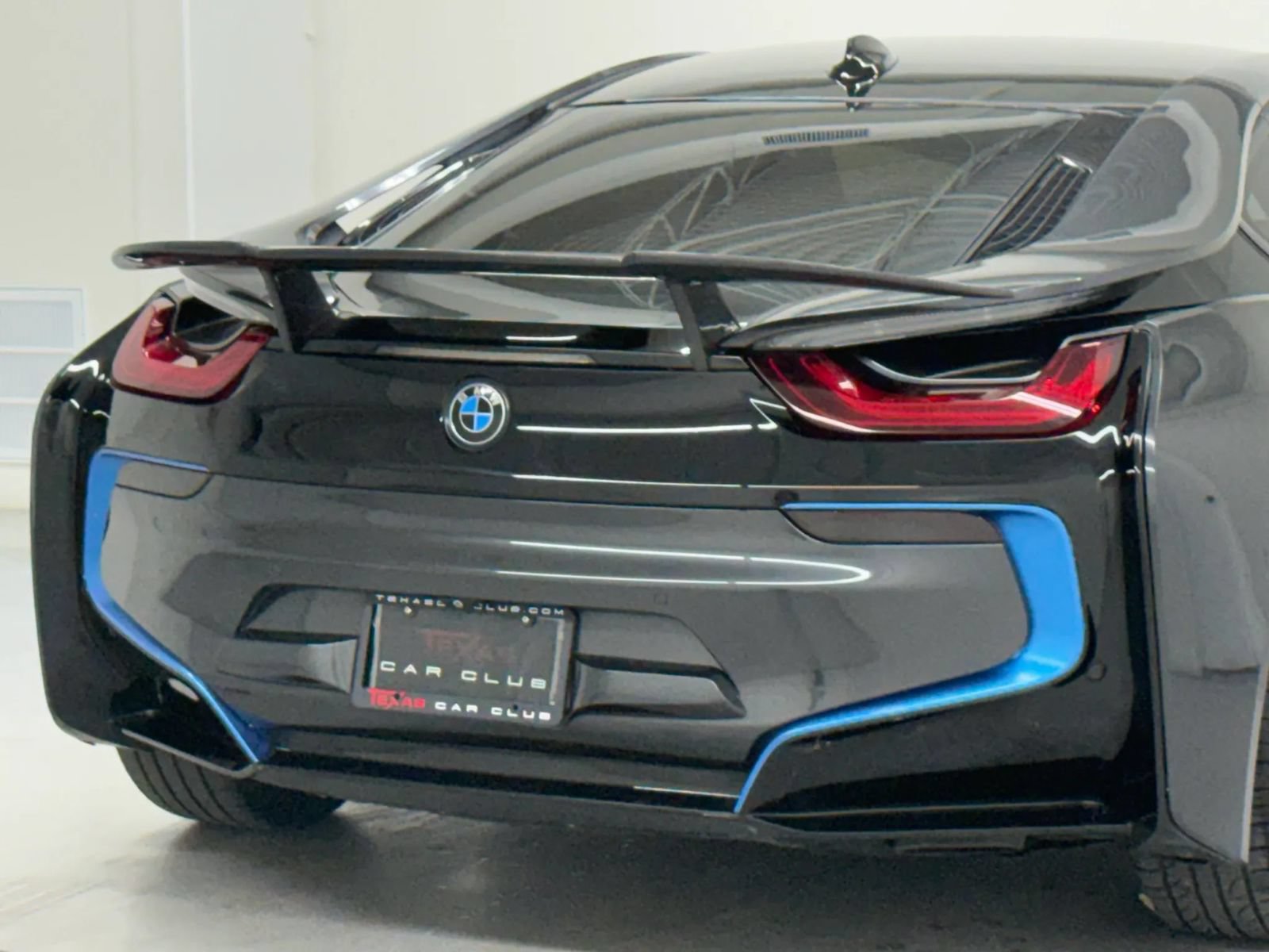 Used 2016 BMW i8 AWD/4WD image 29