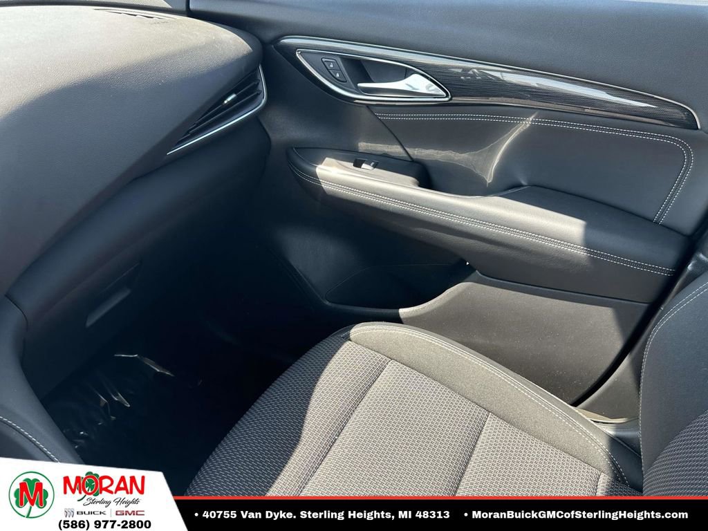 Certified 2023 Buick Envision Preferred AWD/4WD image 31