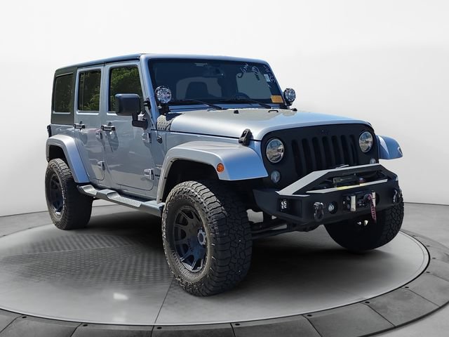 Used 2015 Jeep Wrangler Unlimited Sahara w/ Dual Top Group AWD/4WD image 7
