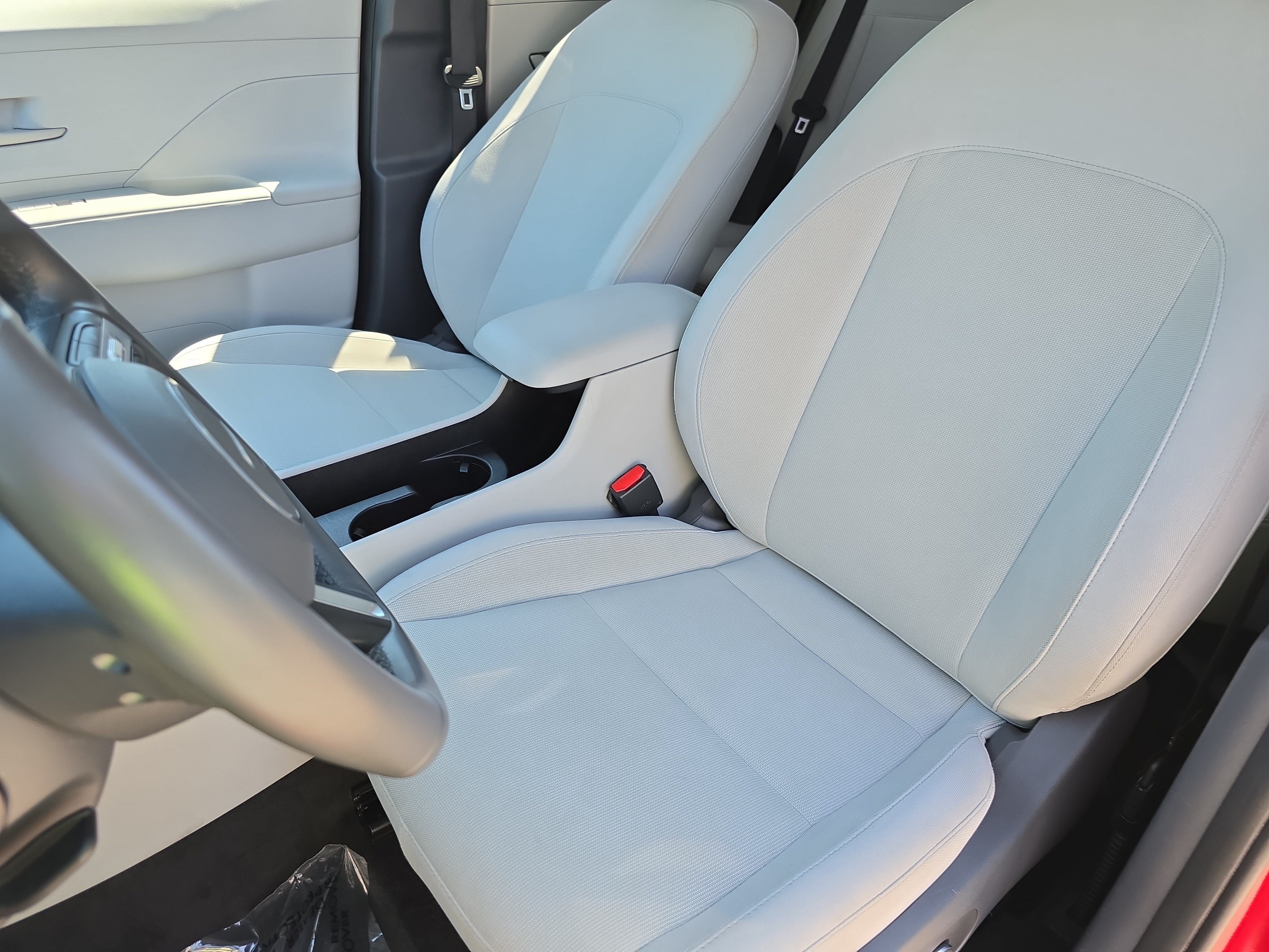 Used 2024 Hyundai Kona SEL AWD/4WD image 14