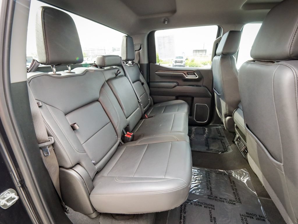 Used 2025 GMC Sierra 1500 SLT AWD/4WD image 27