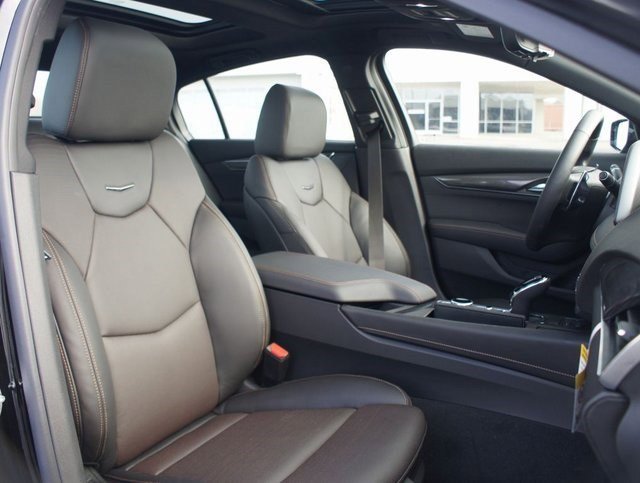 Used 2025 Cadillac CT5 V image 22