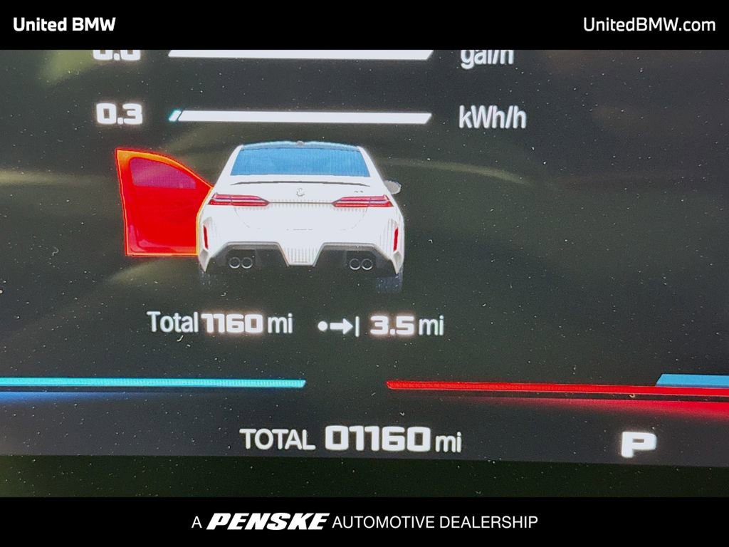 Used 2025 BMW M5 w/ Carbon Package AWD/4WD image 7