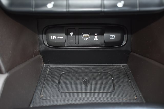 Used 2020 Hyundai Santa Fe SEL image 29