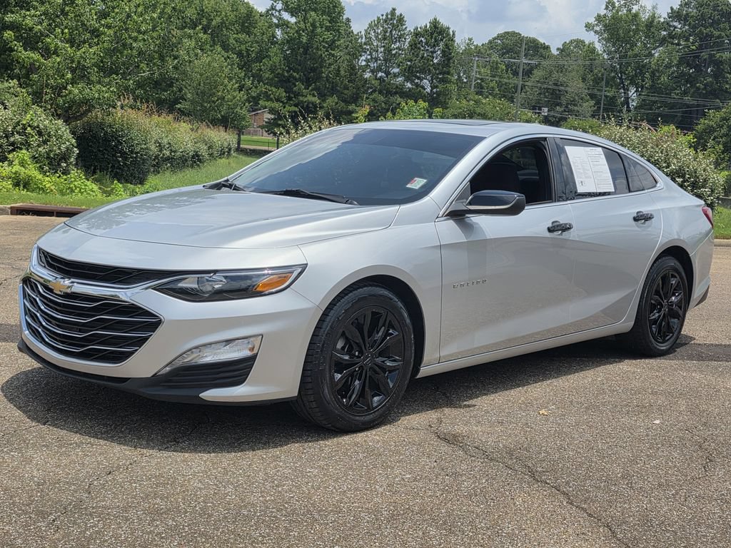 Certified 2022 Chevrolet Malibu LT FWD image 1