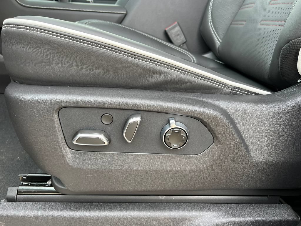 New 2026 GMC Sierra 1500 AT4X AWD/4WD image 19
