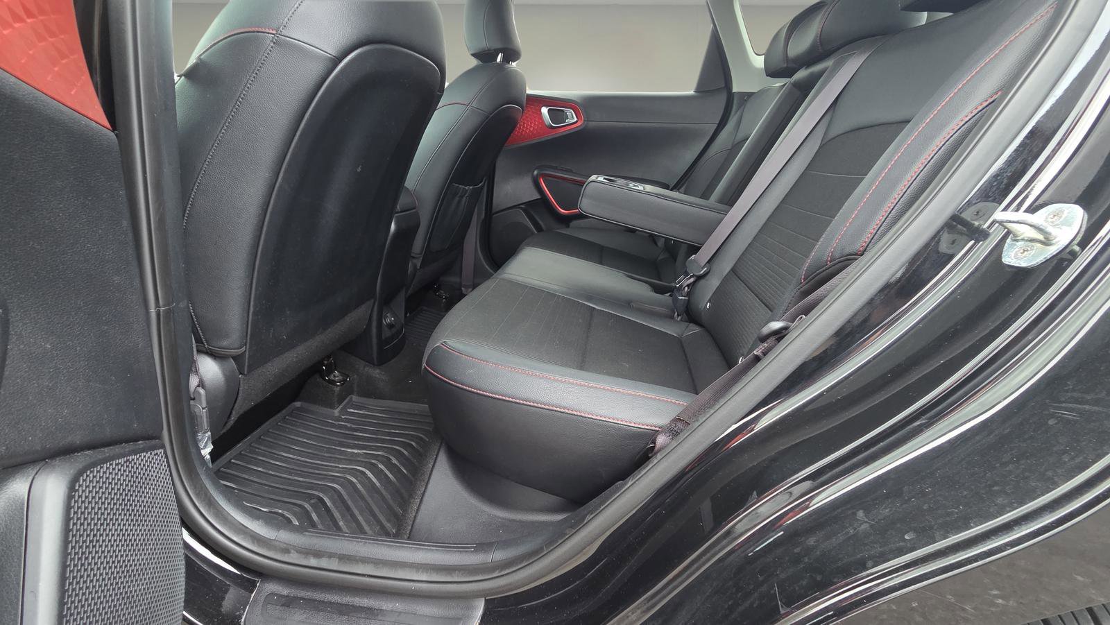 Used 2020 Kia Soul GT-Line Turbo FWD image 24