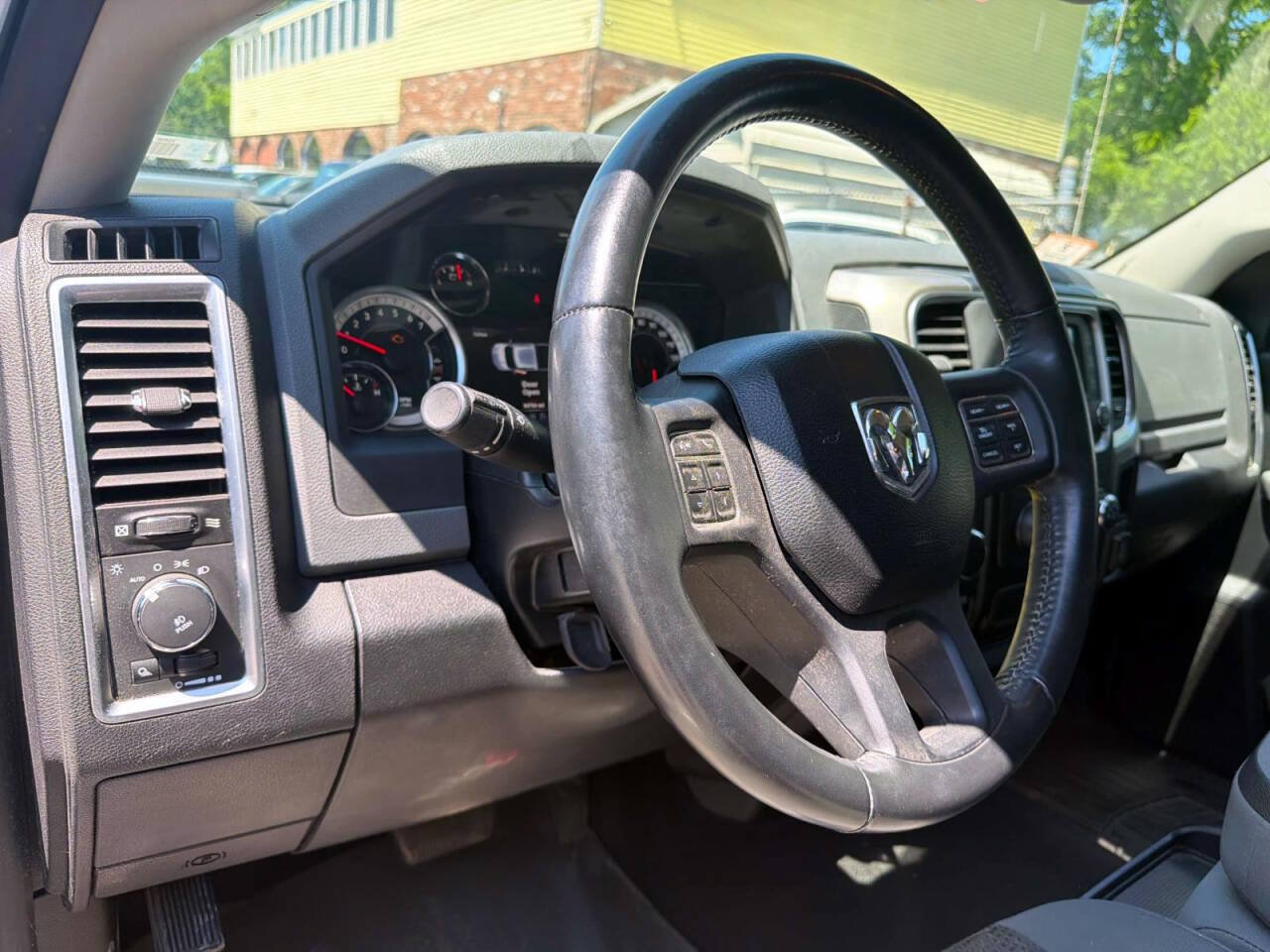 Used 2014 RAM 1500 Big Horn AWD/4WD image 15
