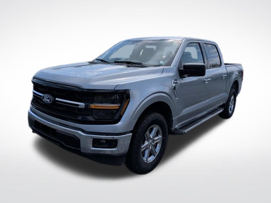 Used 2025 Ford F150 XLT w/ Equipment Group 301A Standard AWD/4WD image 3