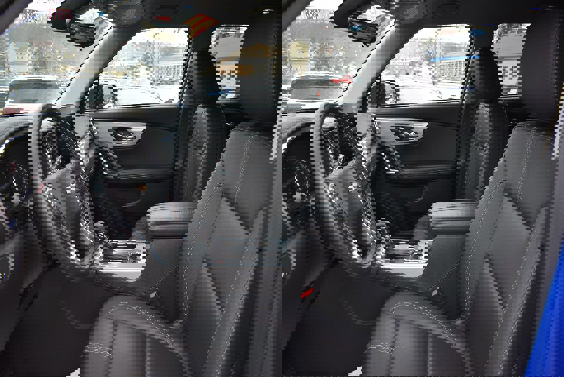 Used 2024 Chevrolet Blazer LT w/ Sound & Technology Package image 16