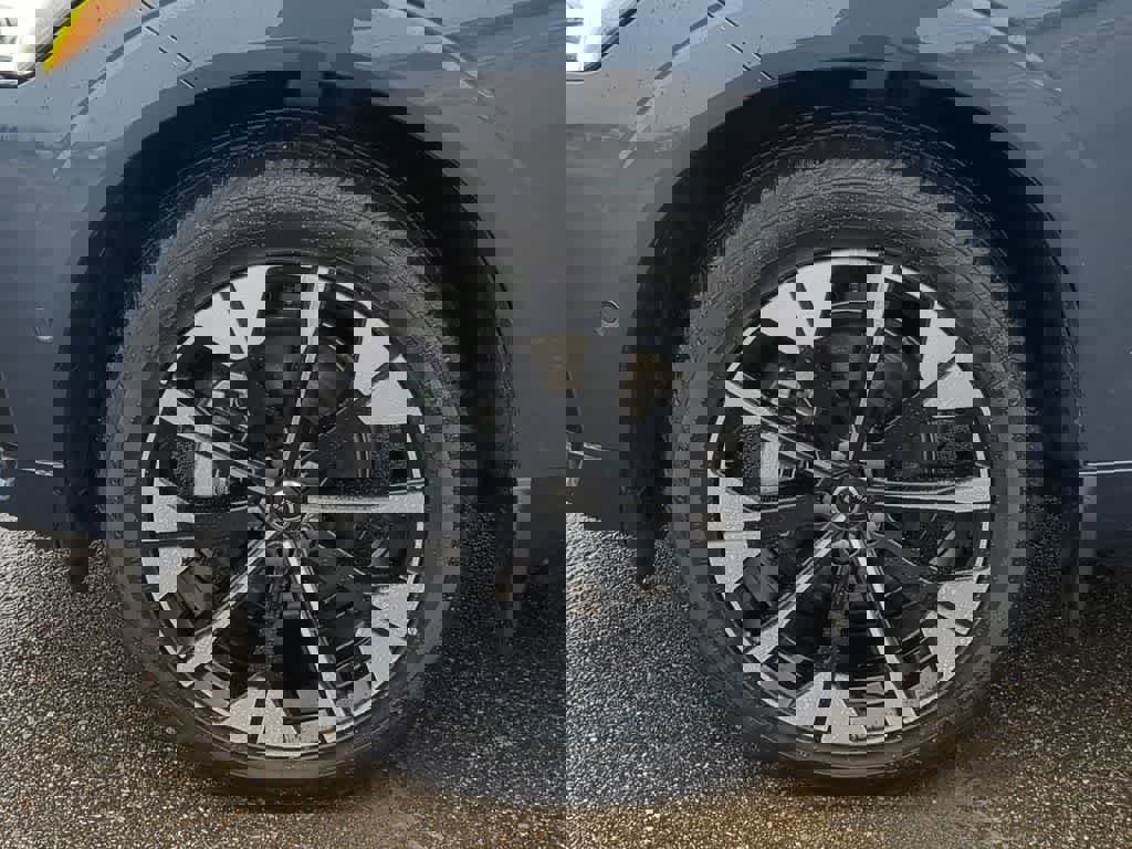 Used 2026 Volvo XC60 B5 Plus w/ Protection Package Premier image 13