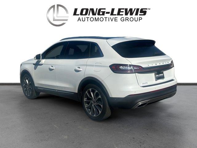 Used 2022 Lincoln Nautilus Reserve image 3