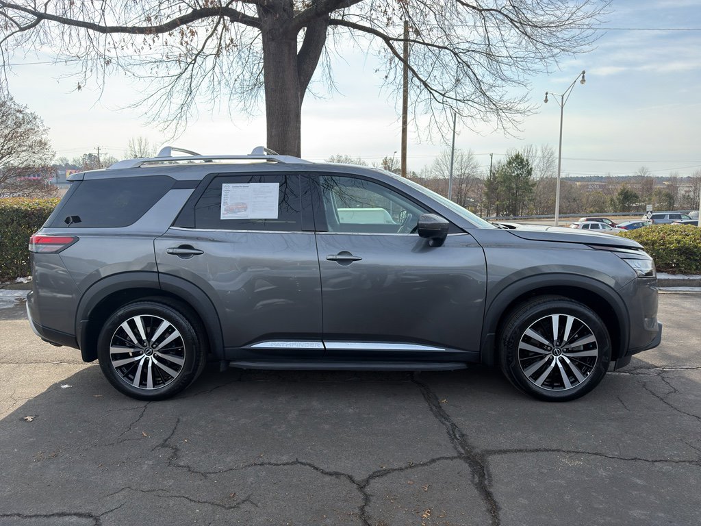 Certified 2023 Nissan Pathfinder Platinum w/ Lighting Package (N93) image 8