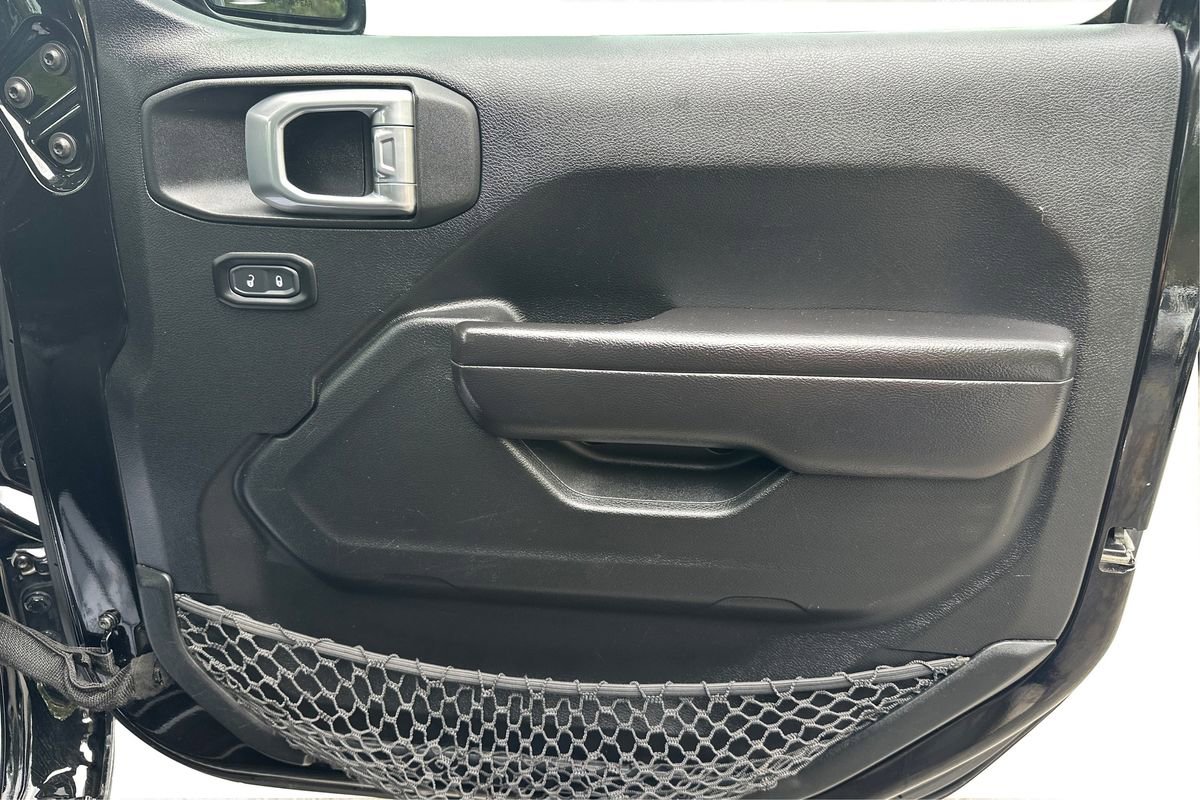 Used 2020 Jeep Wrangler Unlimited Sport image 20