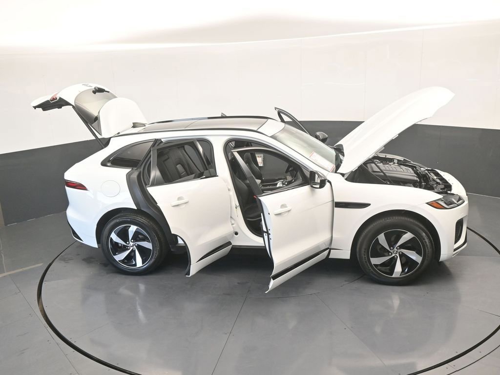 Used 2024 Jaguar F-PACE R-Dynamic S image 71