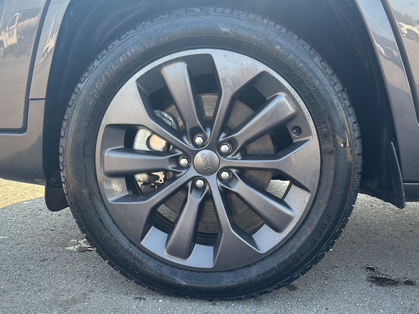 Used 2019 Jeep Cherokee High Altitude image 9