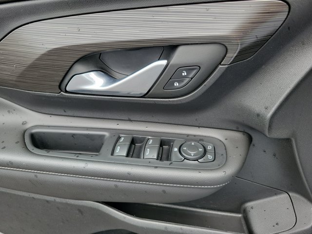 Used 2023 GMC Terrain SLE w/ Elevation Edition FWD image 27