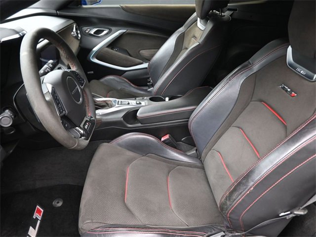 Used 2018 Chevrolet Camaro ZL1 image 32