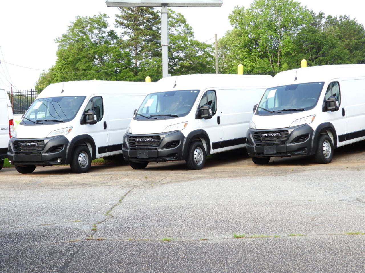 Used 2023 RAM ProMaster 2500 159 High Roof FWD image 8
