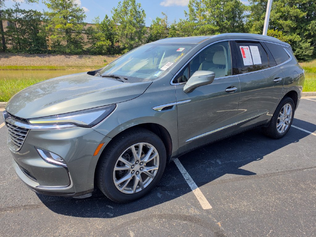 Used 2023 Buick Enclave Essence w/ Experience Buick Package FWD image 12