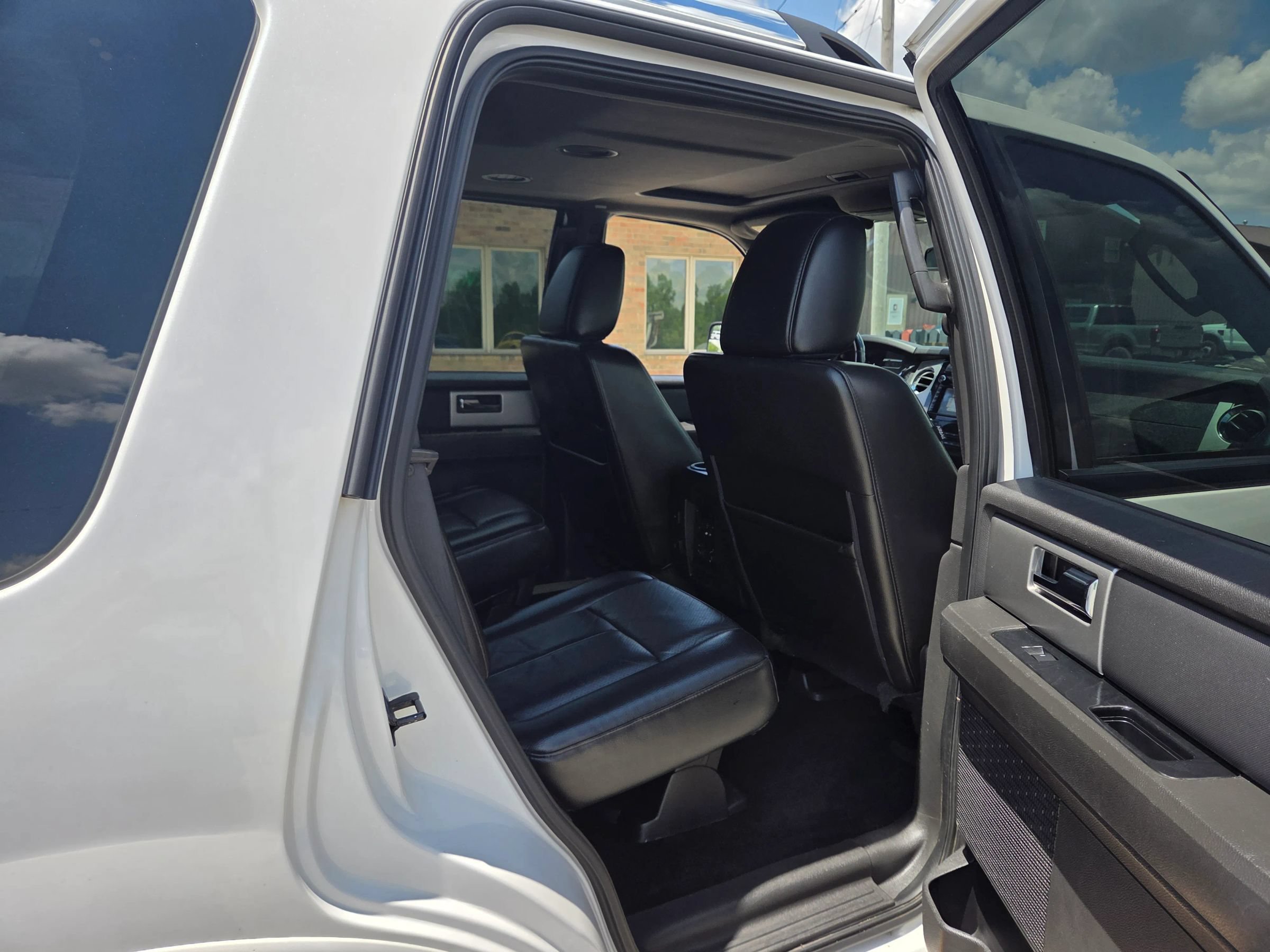 Used 2013 Ford Expedition Limited AWD/4WD image 20