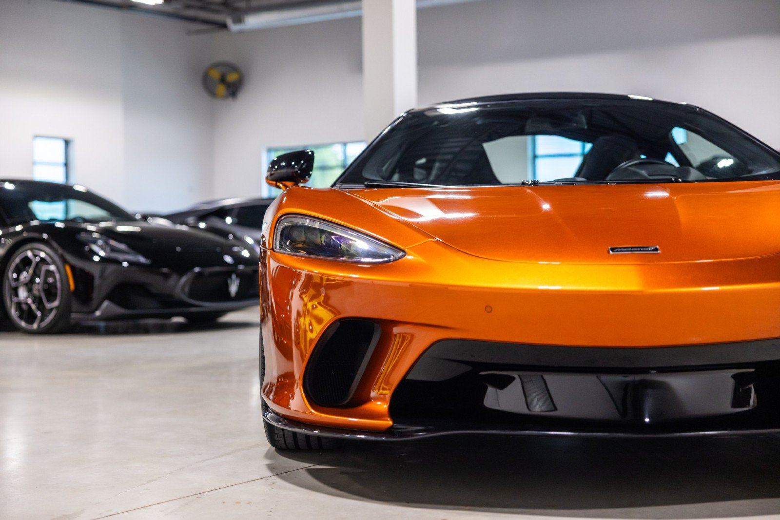 Used 2023 McLaren GT RWD image 21