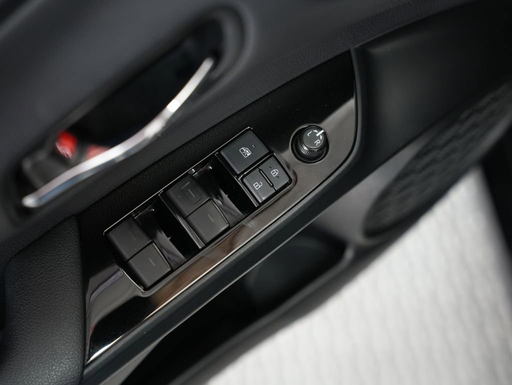 Used 2020 Toyota Prius Limited FWD image 42