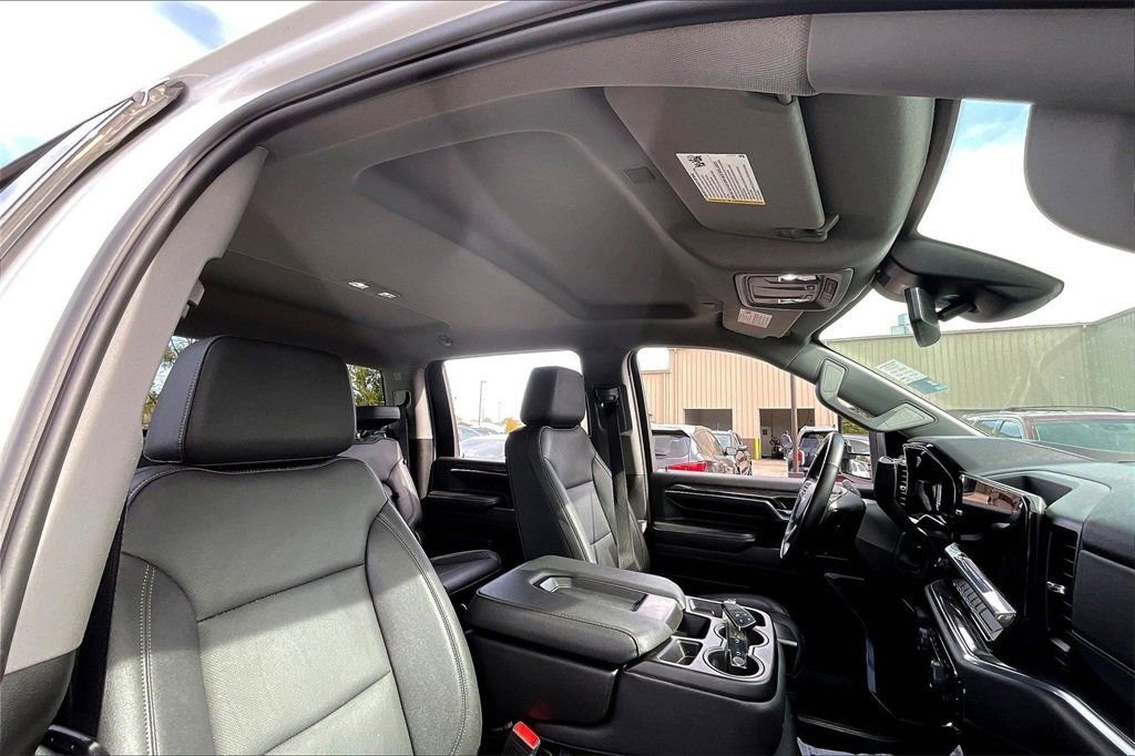 Used 2024 Chevrolet Silverado 2500 LTZ image 33
