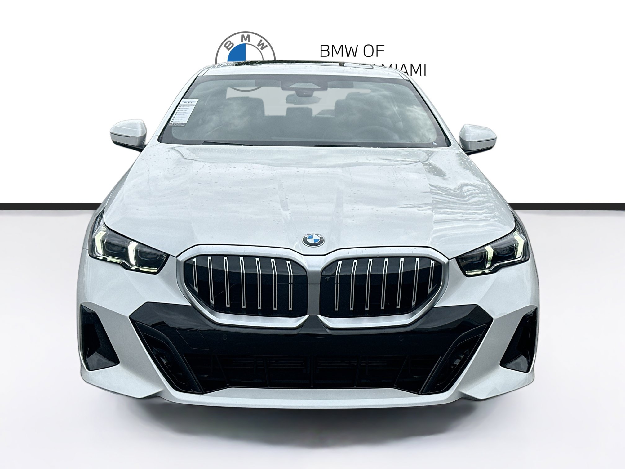 New 2026 BMW 530i w/ M Sport Package RWD image 2