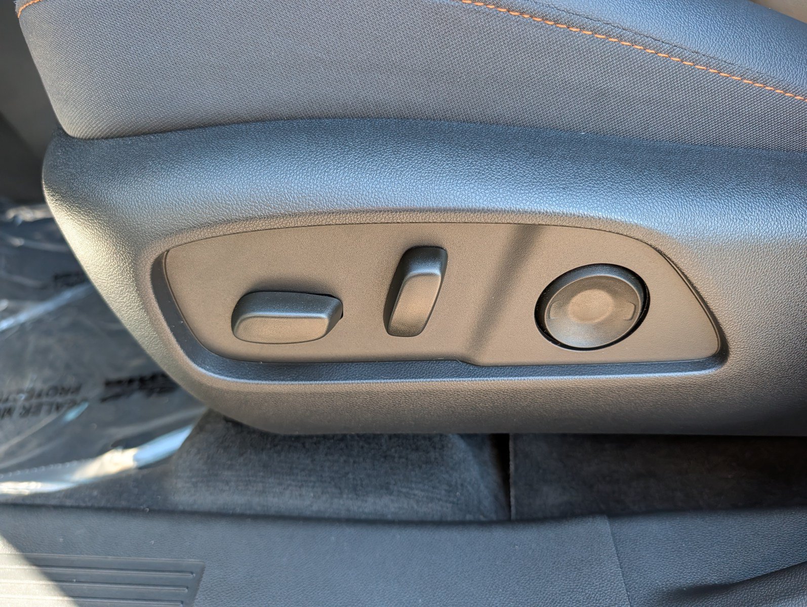 Used 2026 Chevrolet Equinox ACTIV w/ Convenience Package III AWD/4WD image 19