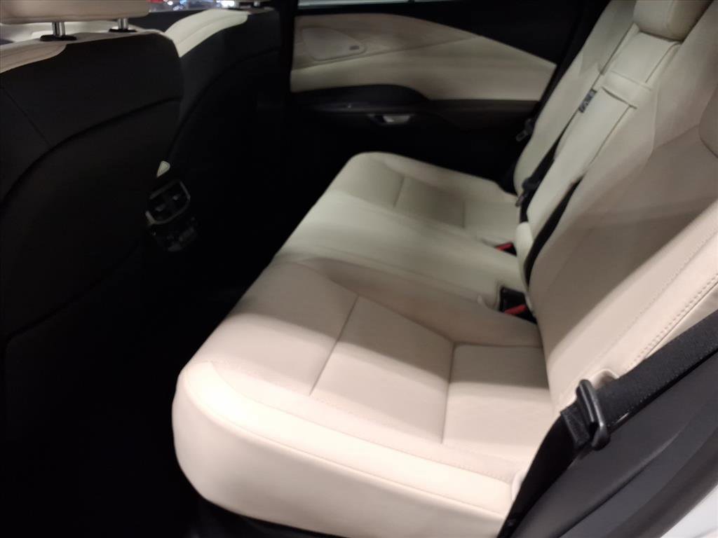 New 2025 Lexus RX 450h AWD w/ Luxury Package image 12