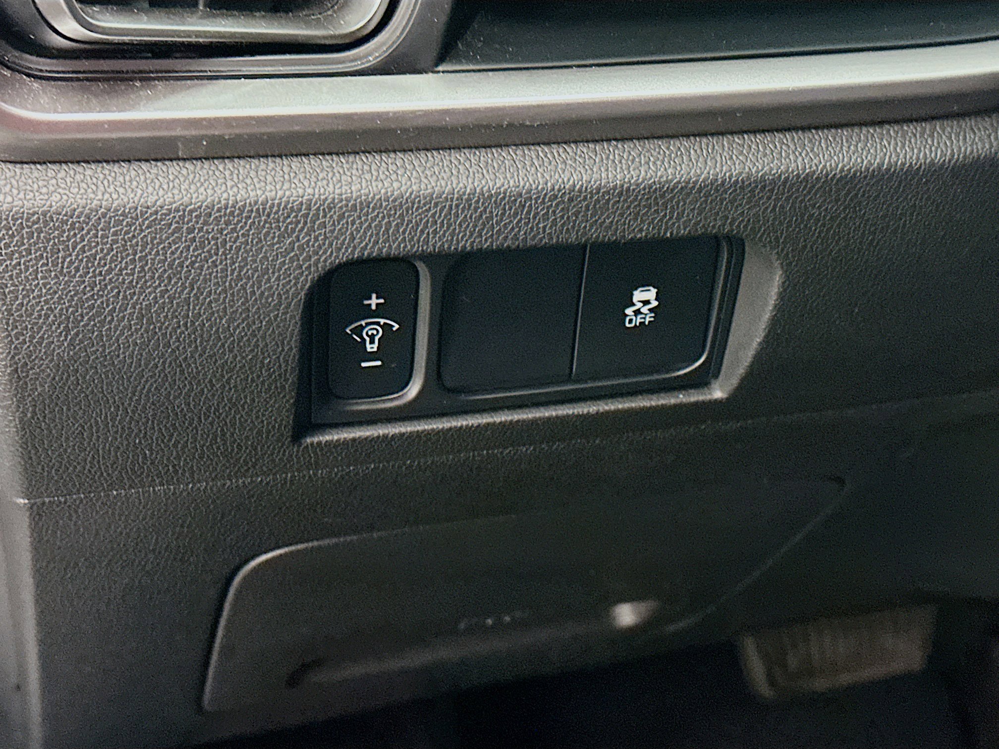 Used 2024 Kia Sorento S image 17