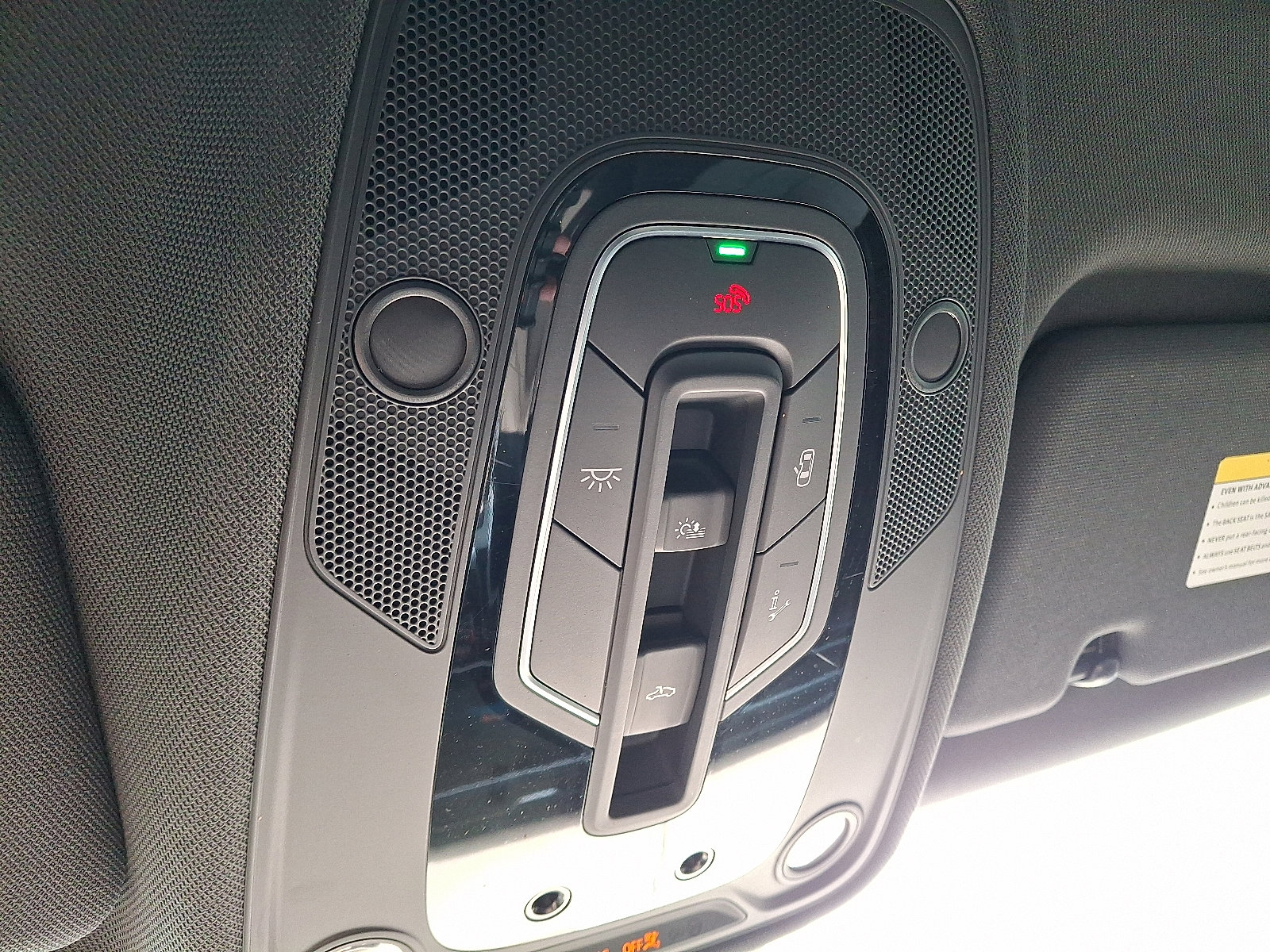 Used 2019 Audi Q8 Premium Plus w/ Premium Plus image 26