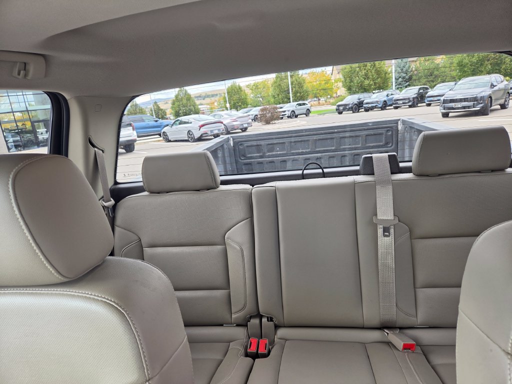 Used 2015 GMC Sierra 1500 SLT w/ Driver Alert Package AWD/4WD image 22