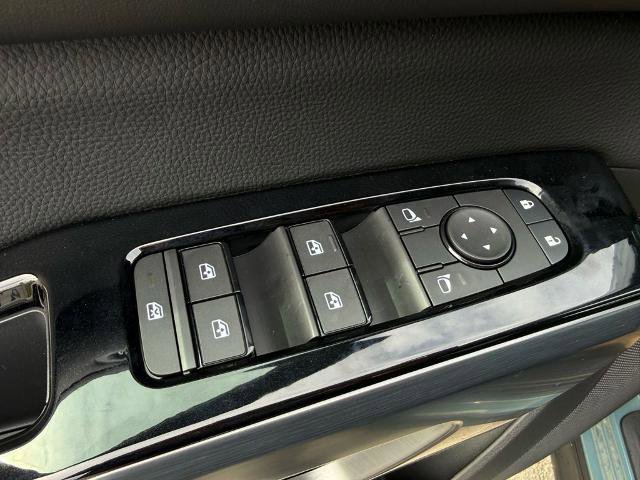 New 2026 Nissan Pathfinder SL image 20