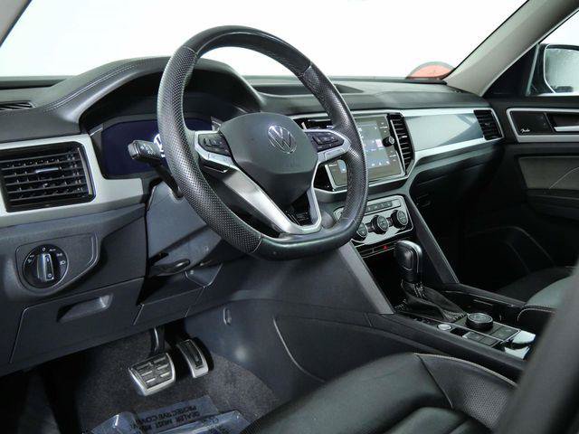 Used 2023 Volkswagen Atlas SEL Premium AWD/4WD image 17