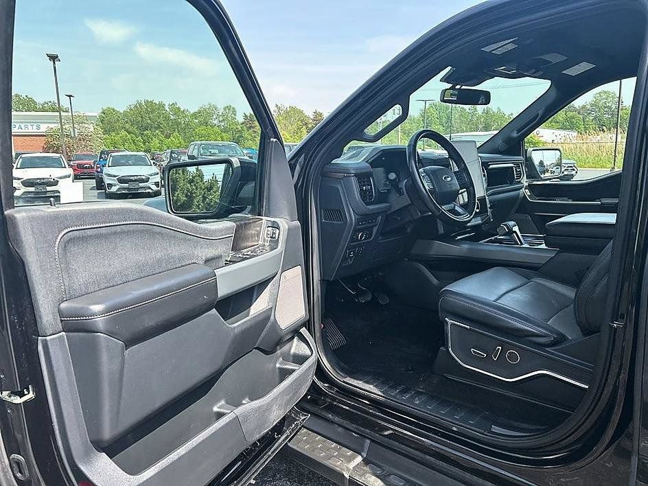 Used 2022 Ford F150 Lightning Lariat AWD/4WD image 9