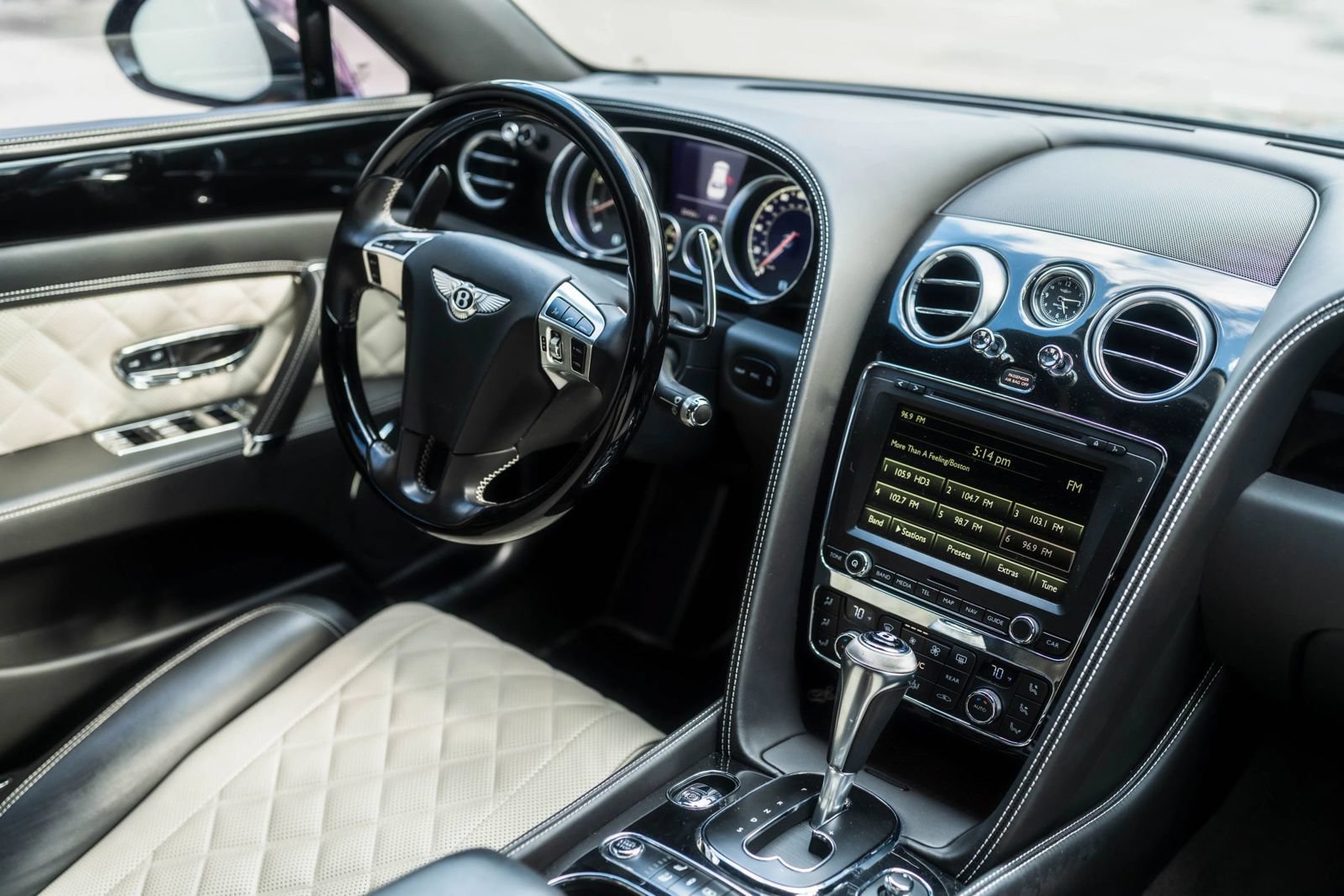 Used 2017 Bentley Flying Spur S V8 AWD/4WD image 44
