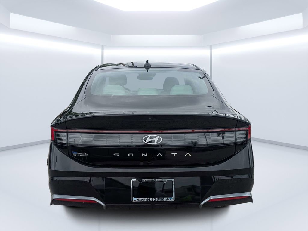 Used 2024 Hyundai Sonata SEL FWD image 4
