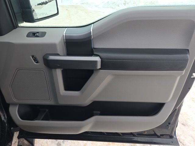 Used 2015 Ford F150 XLT w/ Equipment Group 302A Luxury image 41