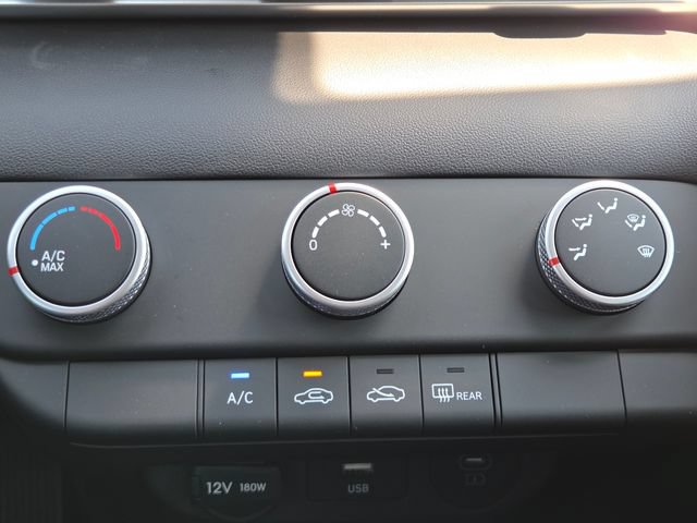 New 2026 Hyundai Elantra SE FWD image 29