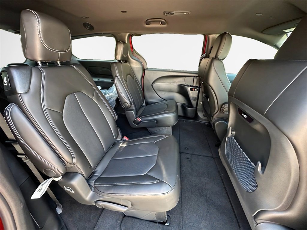 New 2026 Chrysler Pacifica Select image 25